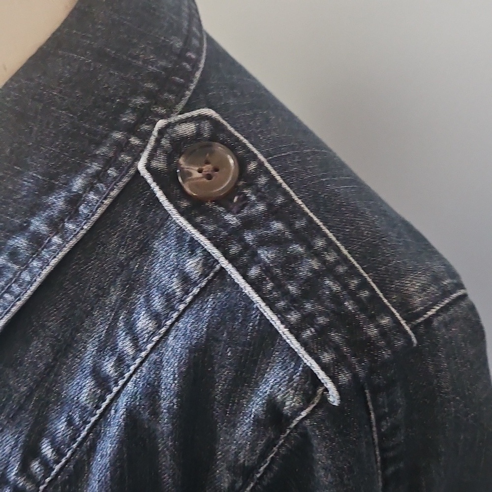 MOTTO Blue Denim Jacket with Shoulder and Yoke Detail - Picture 4 of 16